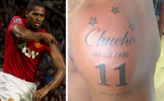 Antonio Valencia se tatuó el nombre de ‘Chucho’ Benítez en el brazo