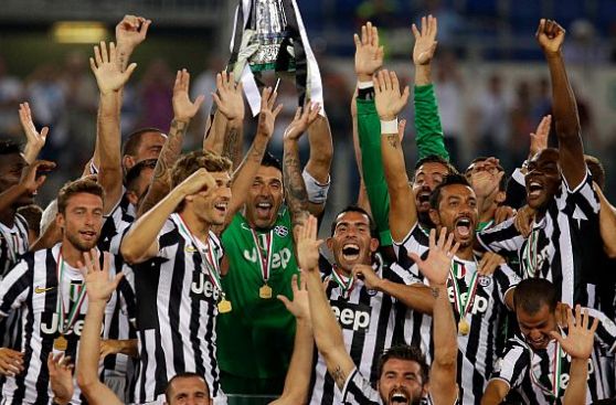 Juventus aplastó 4-0 a Lazio y ganó la Supercopa con gol de Carlos Tevez
