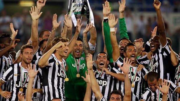 Juventus aplastó 4-0 a Lazio y ganó la Supercopa con gol de Carlos Tevez