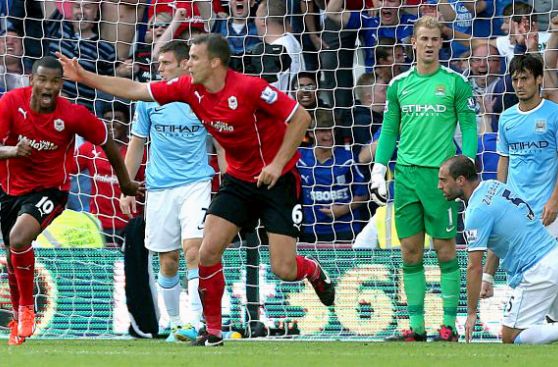 Primera sorpresa en la Premier: Manchester City cayó 3-2 ante el Cardiff