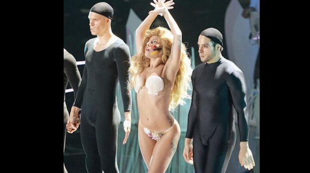 FOTOS: Lady Gaga regresó a los escenarios con un traje que no dejó nada a la imaginación