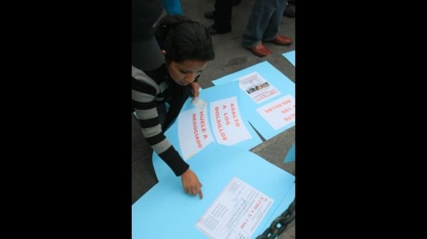 FOTOS: trabajadores independientes realizaron plantón contra norma que los obliga a aportar a las AFP