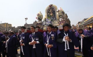 Señor de los Milagros recorrerá hoy las calles del centro de Lima