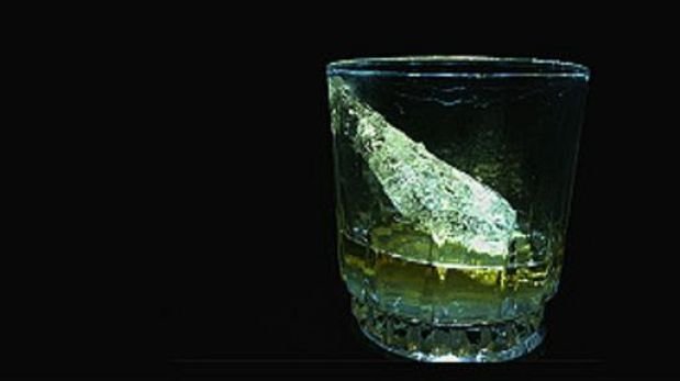El mejor hielo para beber whisky viene de la Antártica