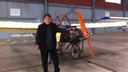 Réplica del avión utilizado por Jorge Chávez en 1910 fue pilotado hoy