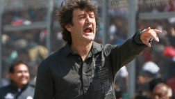 Bakero mandó mensaje al Aurich: "Sí que saben ganar, qué bien que me fui"