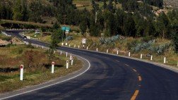 Bolivia busca conectarse con Perú y Brasil a través de carretera amazónica