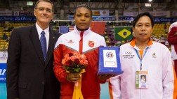Ángela Leyva sería incluida en equipo de mayores que jugará el premundial