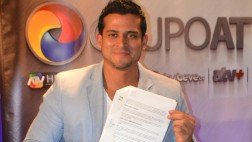 Christian Domínguez fue presentado como conductor de "Hola a todos"