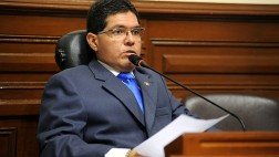 Urtecho tras inicio de investigación fiscal: “No me esconderé detrás de inmunidad”