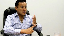 Richard Acuña: “Tengo apoyo de los clubes para postular a la presidencia de la FPF”