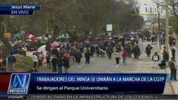 Trabajadores del sector salud se sumaron a la protesta de la CGTP