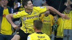 Borussia Dortmund aplastó 5-0 a Friburgo con doblete de Lewandowski