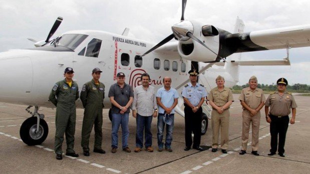 Ministros Juan Jiménez y Pedro Cateriano supervisaron la labor de la Marina en Iquitos [FOTOS]