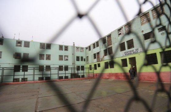 Dos presos fueron encontrados muertos en el penal de Lurigancho