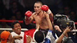 'Chiquito' Rossel retuvo su título mundial al vencer al mexicano ‘Diablo’ Zúñiga