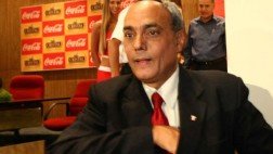 Manuel Burga: "Mi cabeza siempre va a estar para que le peguen como piñata"