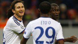 Chelsea renace aplastando 4-0 al Steaua en Bucarest