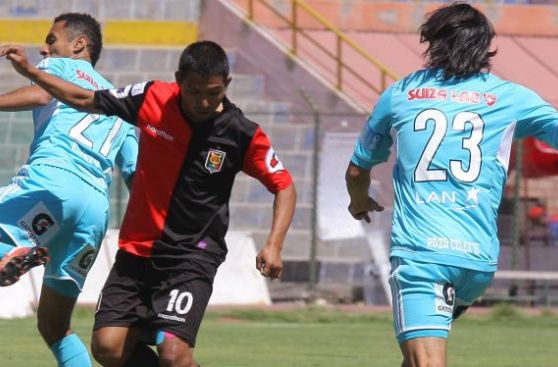 Cristal y Melgar empataron en 35 minutos restantes del partido suspendido