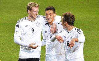 Alemania remontó 5-3 a Suecia con triplete de Schürrle