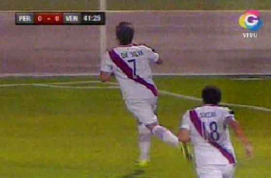 Perú venció 1-0 a Venezuela y clasificó a semifinales de los Bolivarianos
