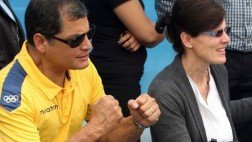 Rafael Correa llegó a Lima para ver competir a su hija en Juegos Bolivarianos