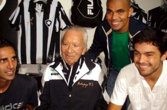 Murió Nilton Santos, campeón con Brasil en los mundiales del 58 y 62