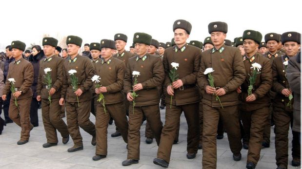 Corea del Norte conmemora la muerte de Kim Jong-il en medio de una purga interna [FOTOS]
