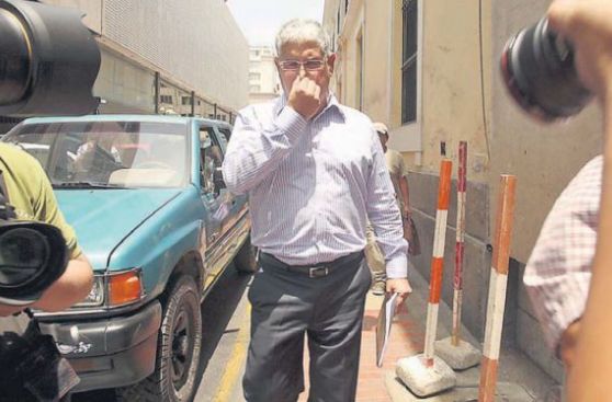 Aparece una lista parcial de visitas a López Meneses cuando estuvo preso