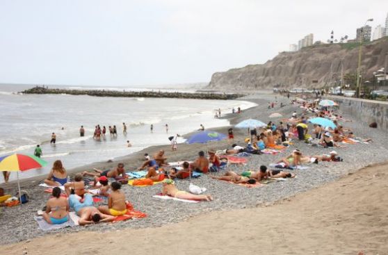 Temperatura en Lima podría llegar a 30 grados centígrados en el verano