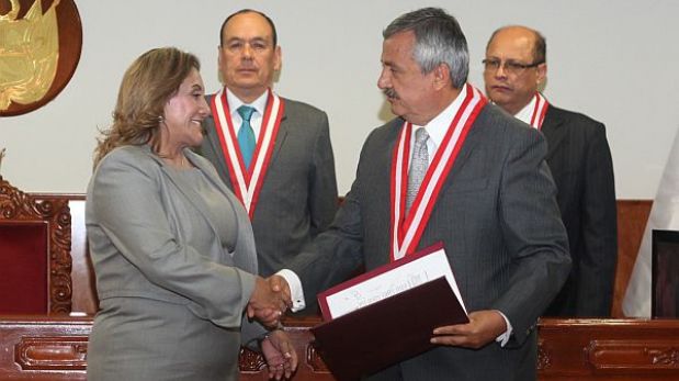JNE otorgó credencial de congresista a Rosa Núñez, reemplazante de Urtecho