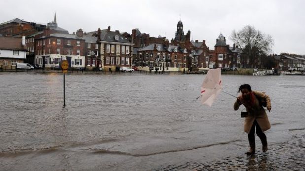Navidad en Europa: fuertes tormentas vienen dejando al menos cuatro muertos