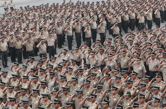 Gobierno oficializa nuevos cambios en la cúpula policial