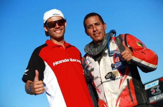 Peruanos se mantienen en el Dakar