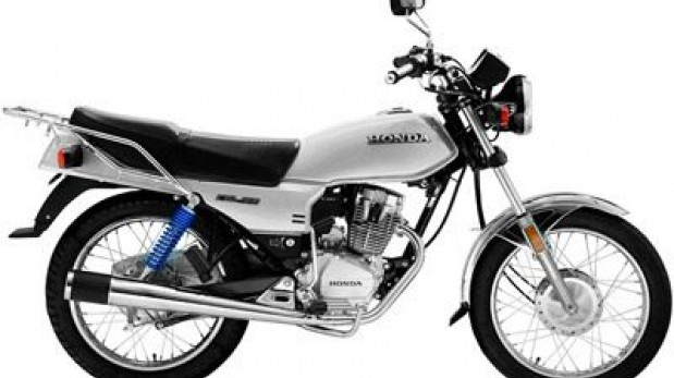 Honda GL 125 hecha para todos los terrenos | Motos | Ruedas & Tuercas ...