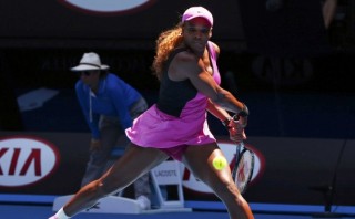 Serena Williams gana e impone récord en el Abierto de Australia