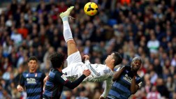 Mira a pantalla completa la foto de la genial chalaca de CR7