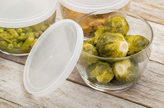 Prepara la cena con las sobras del día anterior