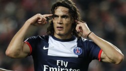 Alarma en Uruguay: Cavani salió lesionado de partido del PSG
