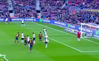 El golazo de sombrerito que marcó el chileno Alexis Sánchez