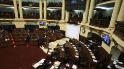 Tres ministros responderán mañana por aumento de sueldo