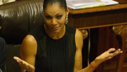 Cenaida Uribe cuestionada por usuarios de Twitter