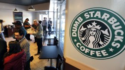 El Dumb Starbucks tuvo corta vida: lo cerraron
