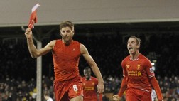 El Liverpool venció en el último minuto al colero Fulham