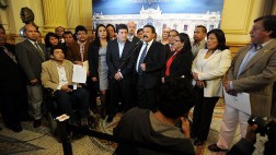 Gana Perú evalúa suspender a Cenaida Uribe por investigación