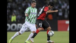 Newell's con Trezeguet y Banega cayó ante Atlético Nacional
