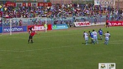 Cristal sigue fallando penales: Ávila erró a los 86 minutos
