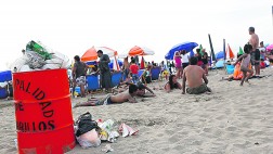 ¿Cuántas toneladas de basura se recogen de las playas?