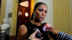 Cenaida Uribe: “En la Comisión de Ética hay cada delincuente”
