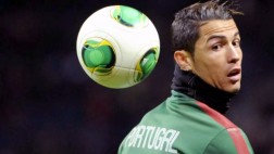 "CR7 marcaría más goles en el Barcelona", dijo su representante